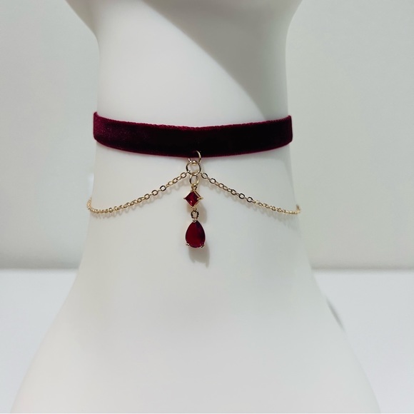 Red Velvet & Gold Beaded Drop Chain Dainty 2-In-1 Choker Necklace - Picture 4 of 4
